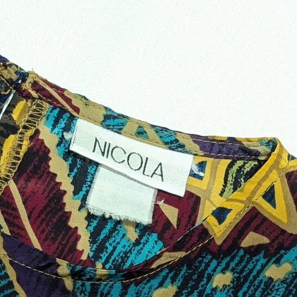 Nicola Vintage Blouse - Picture 5 of 6
